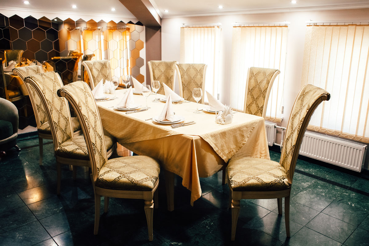 Вип Золотой — Маэстро