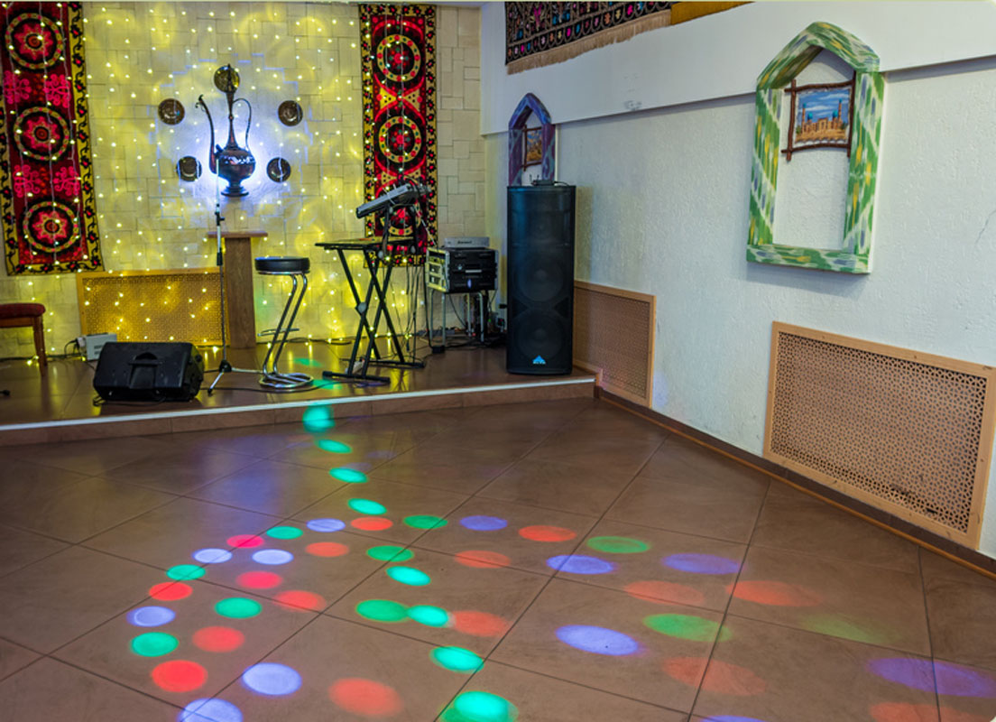 Основной зал — Азия