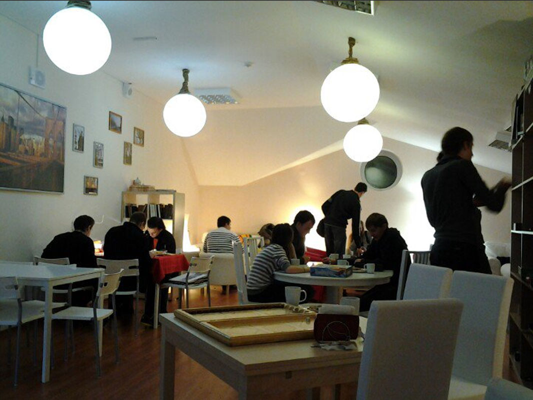 Основной зал