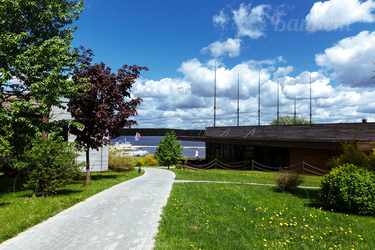 Вся площадка Пометье Галс — Поместье Галс