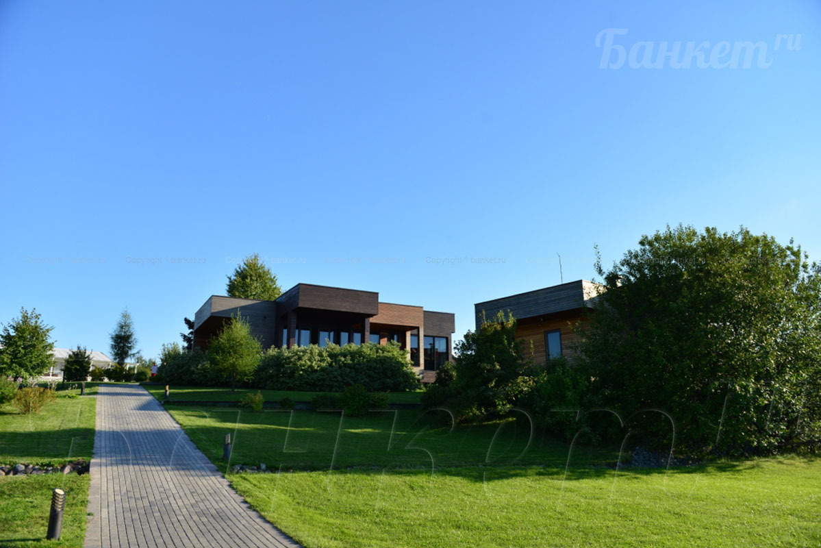 Вся площадка Пометье Галс — Поместье Галс