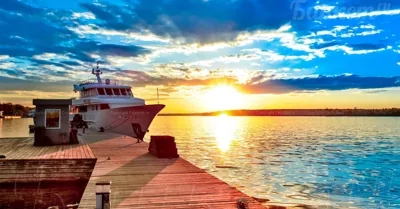Шатёр 100 кв.м. (на воде) — Поместье Галс
