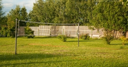 Шатёр (100 кв.м.) в зелёной зоне — интерьер зала