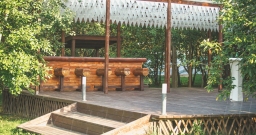 Шатёр (100 кв.м.) в зелёной зоне — подробнее о зале