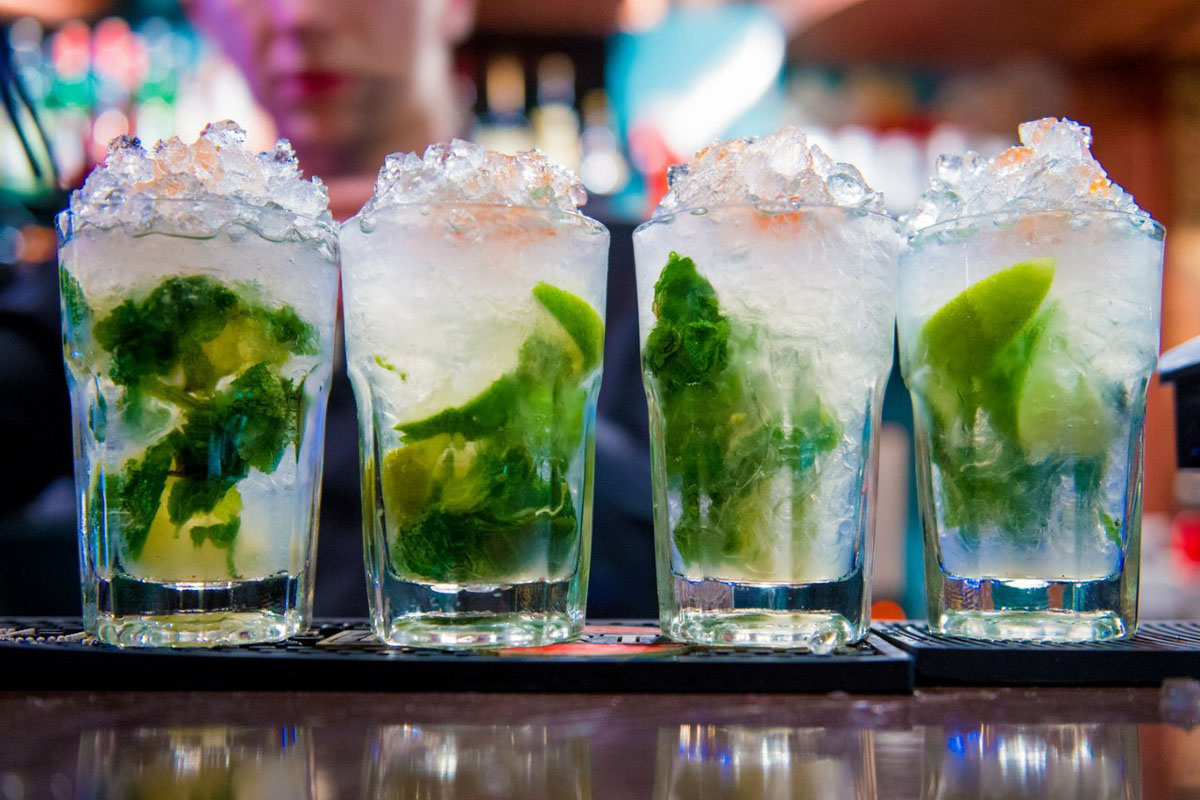 Основной зал