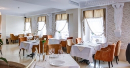 Основной зал Основной зал — интерьер зала