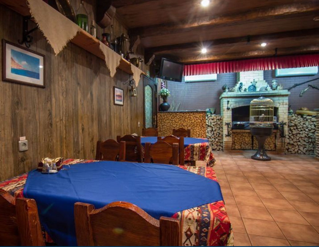 Основной зал — Ван