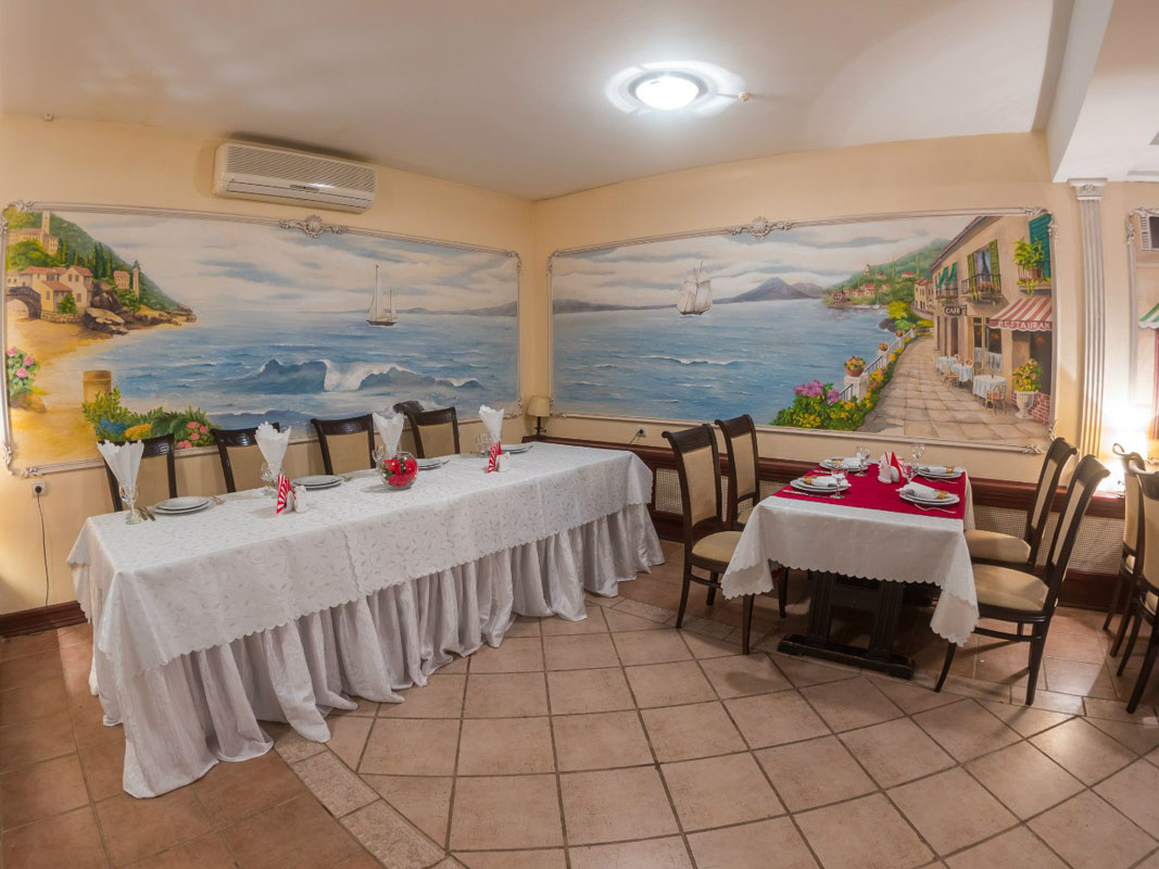 Зал на 60 человек — Фламинго