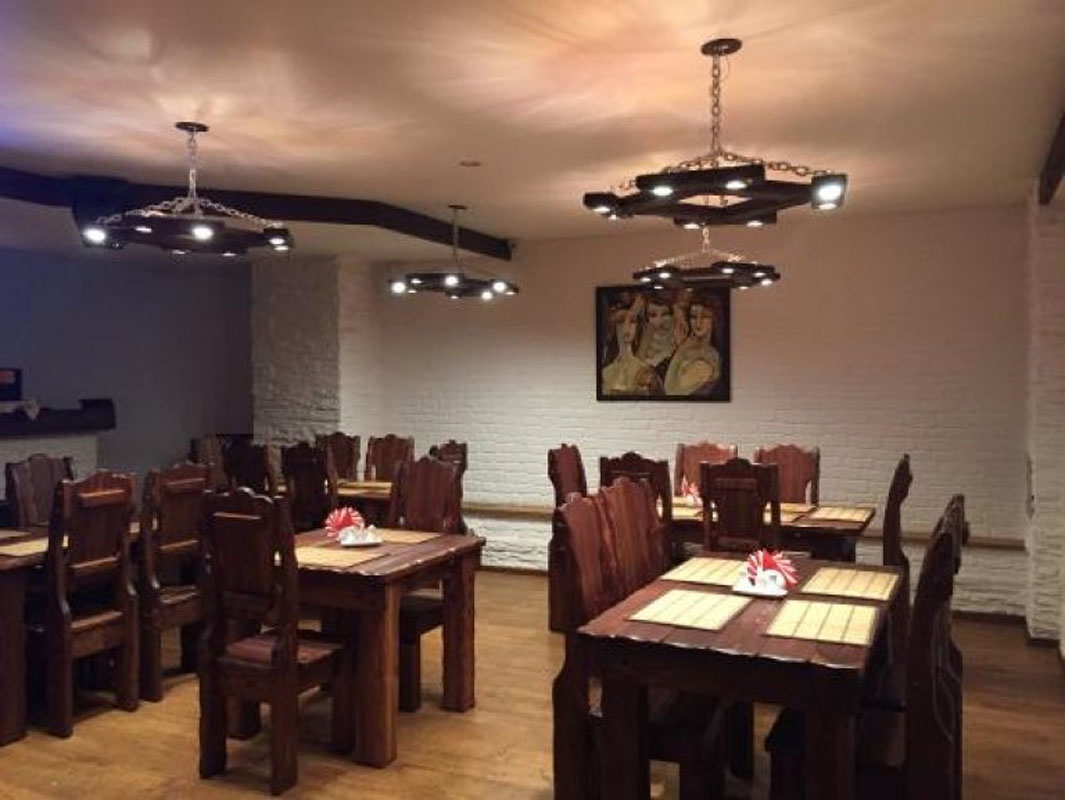 Основной зал — Хинкальный Дом