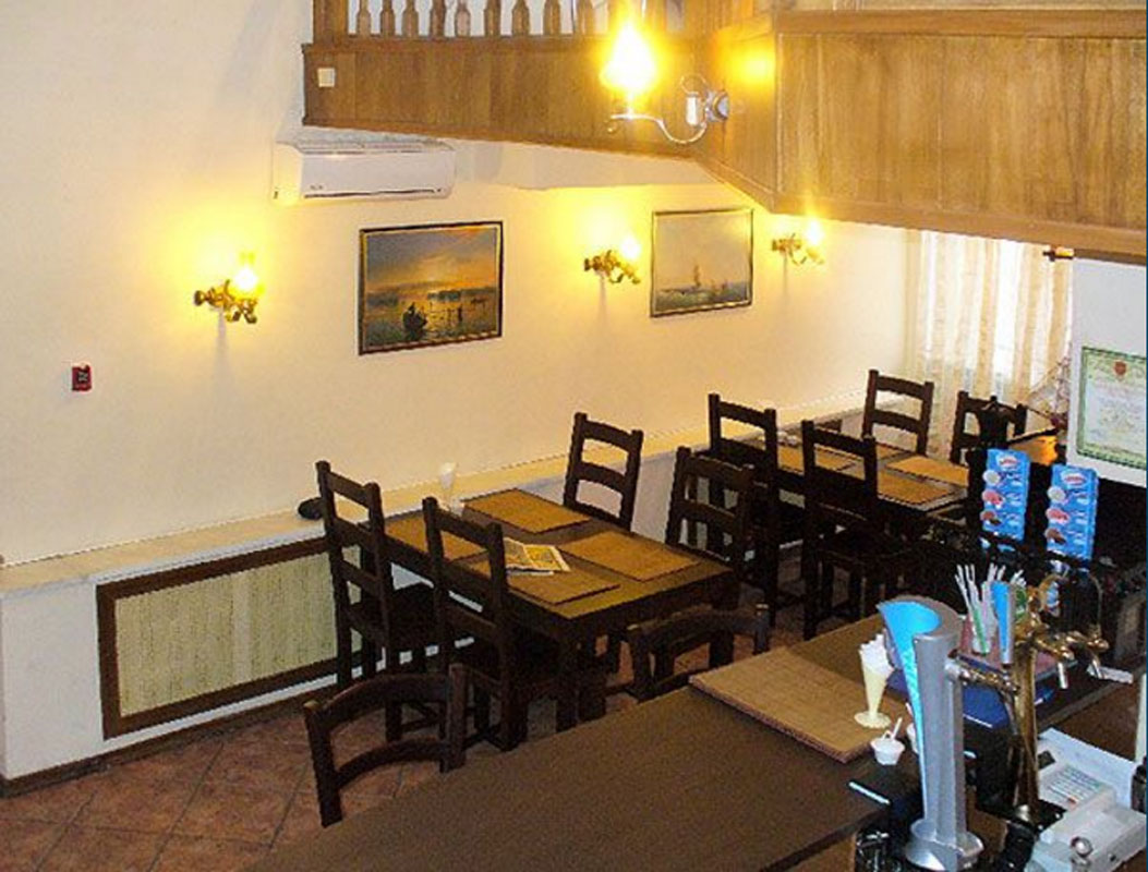 Основной зал — Гавань