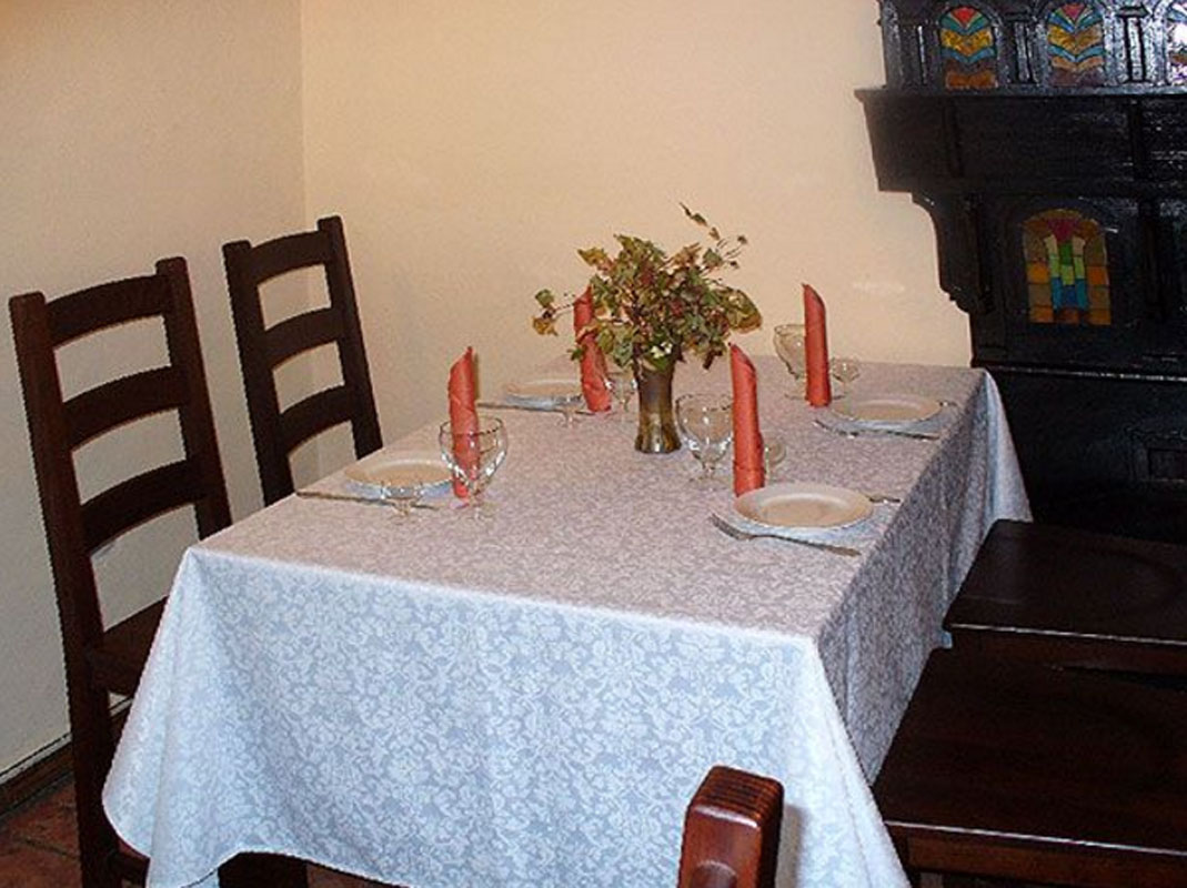 Основной зал — Гавань