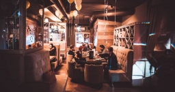 Основной зал