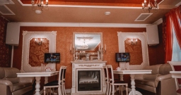 Основной зал