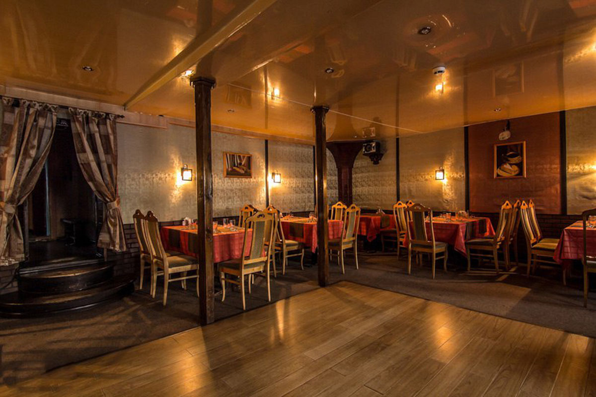 Основной зал — Стрелецкая застава