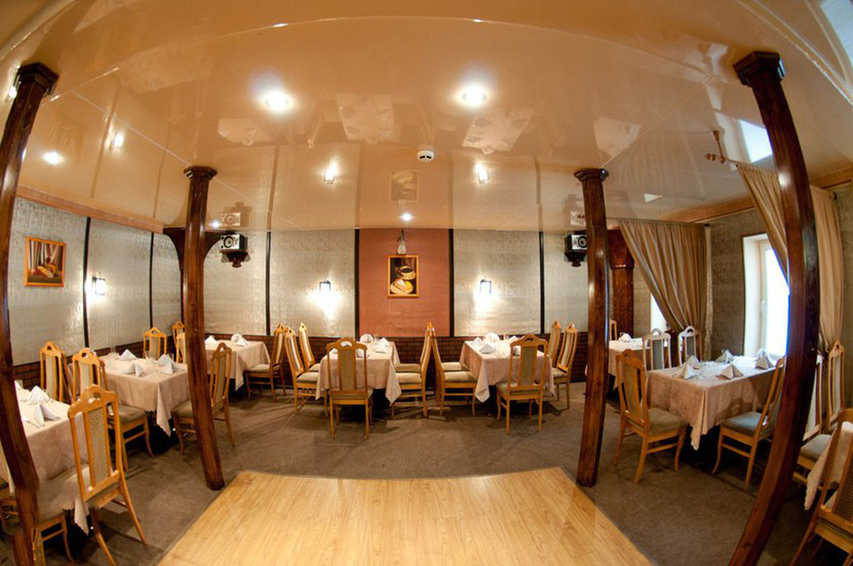 Основной зал — Стрелецкая застава