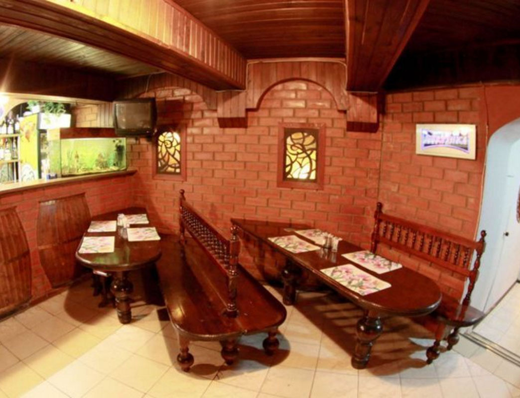 Основной зал — Три пескаря