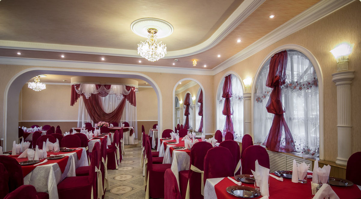 Банкетный зал — Восток