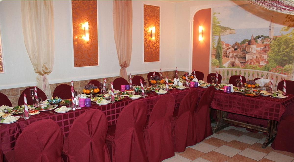 Основной зал — Таллер