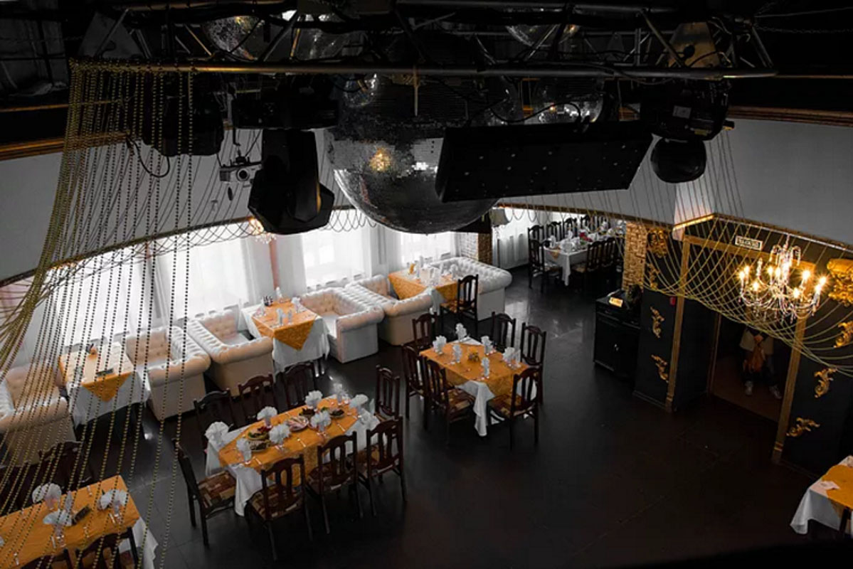 Основной зал — Старый город