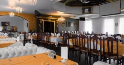 Основной зал