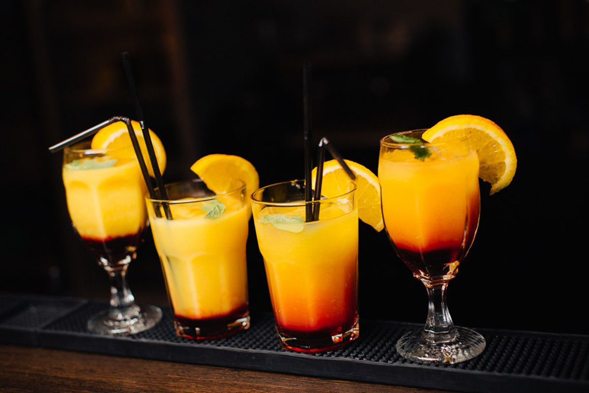 Основной зал — Чаплин