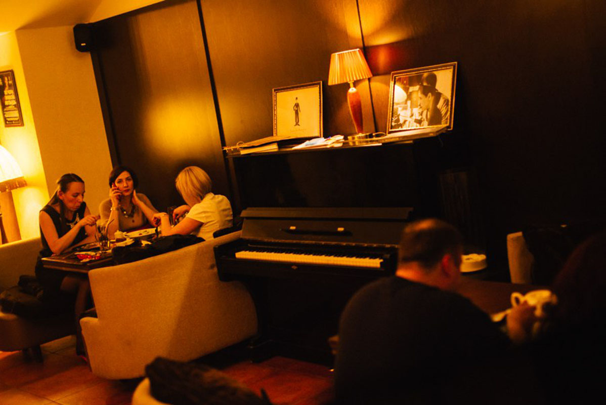 Основной зал — Чаплин