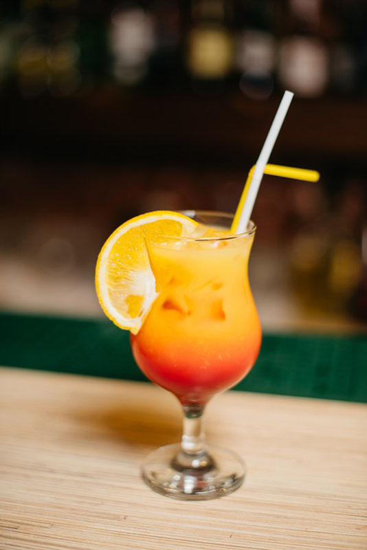 Основной зал — Френдли