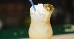 Основной зал — интерьер зала