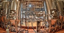 Основной зал