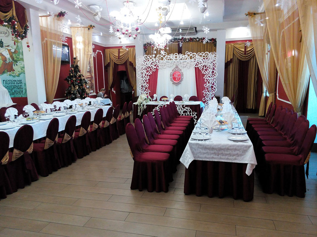 Красный зал — Владимир