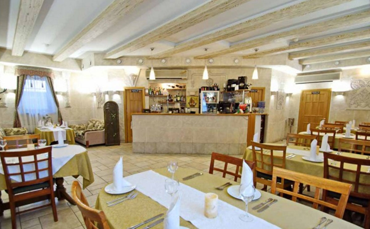 Основной зал — Мономах