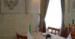 Основной зал — интерьер зала