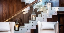 Коричневый зал