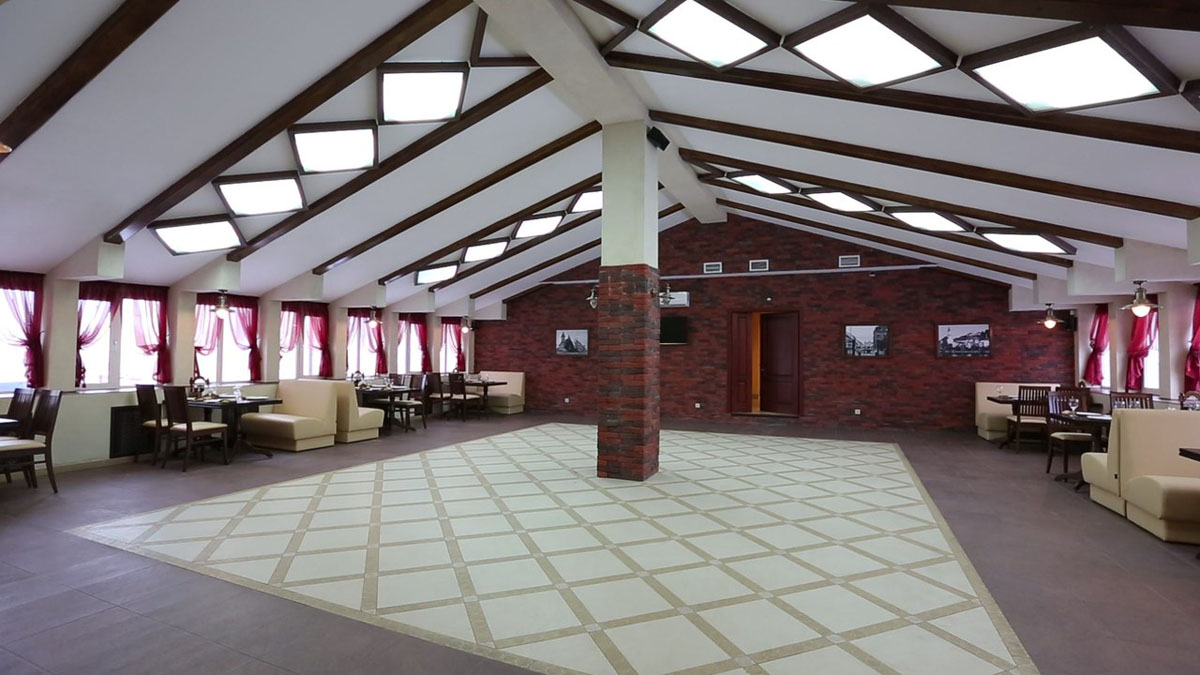 Основной зал — Кайзер