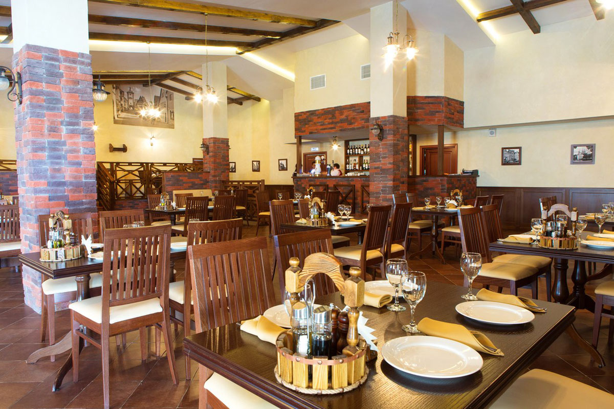 Основной зал — Кайзер