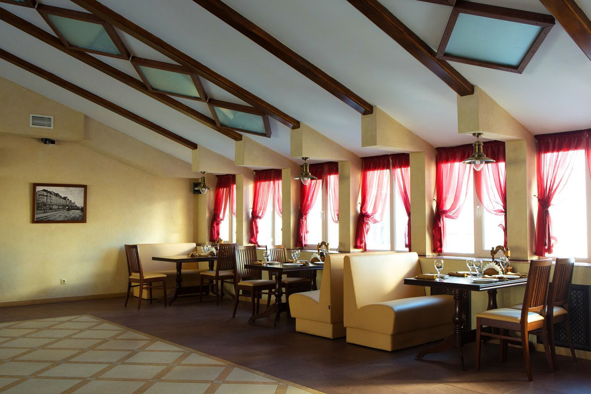 Основной зал — Кайзер