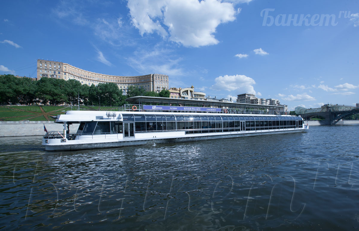 Верхняя Палуба — Теплоход River Palace