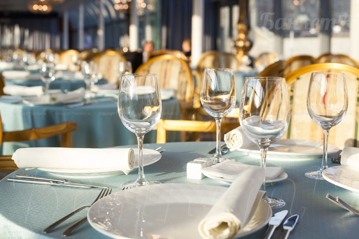 Нижняя Палуба — Теплоход River Palace