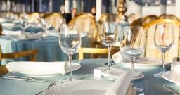 Нижняя Палуба — подробнее о зале