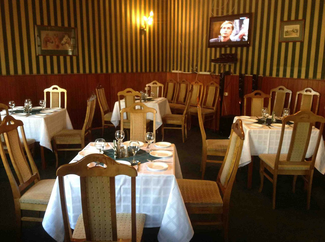 Основной зал — Белая Лошадь