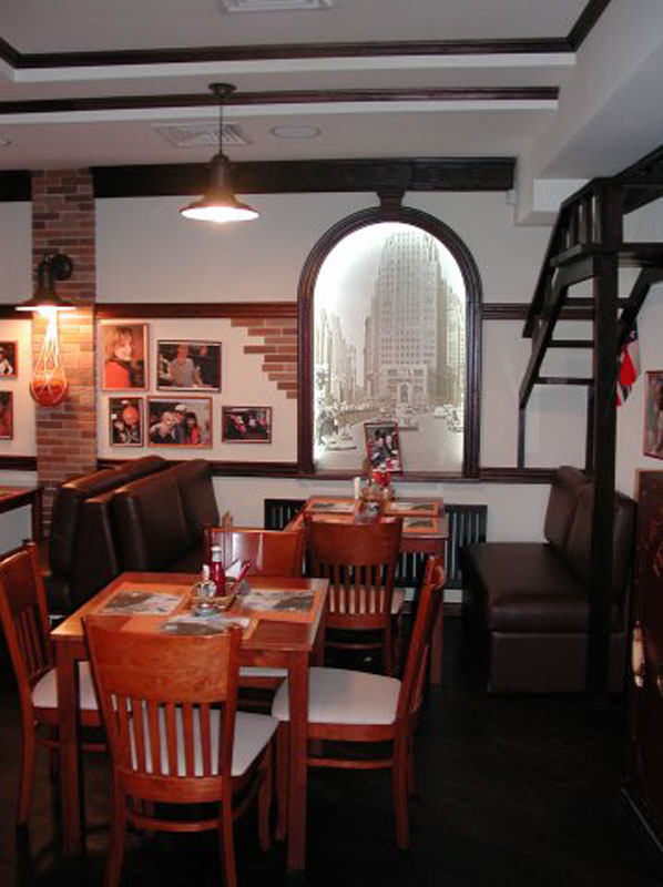 Основной зал — Джэксонс Бар энд Гриль