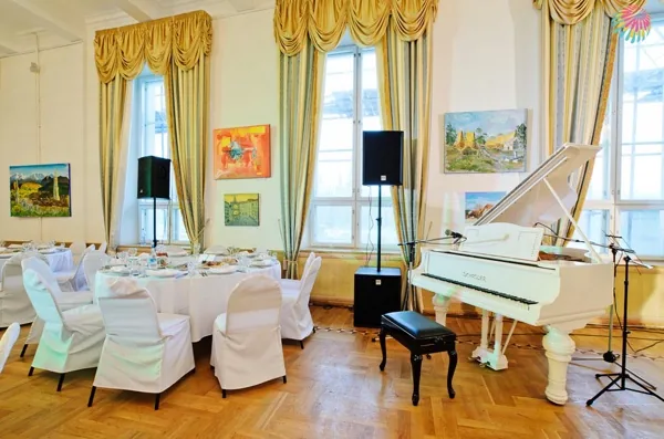 Белый зал — фото 2