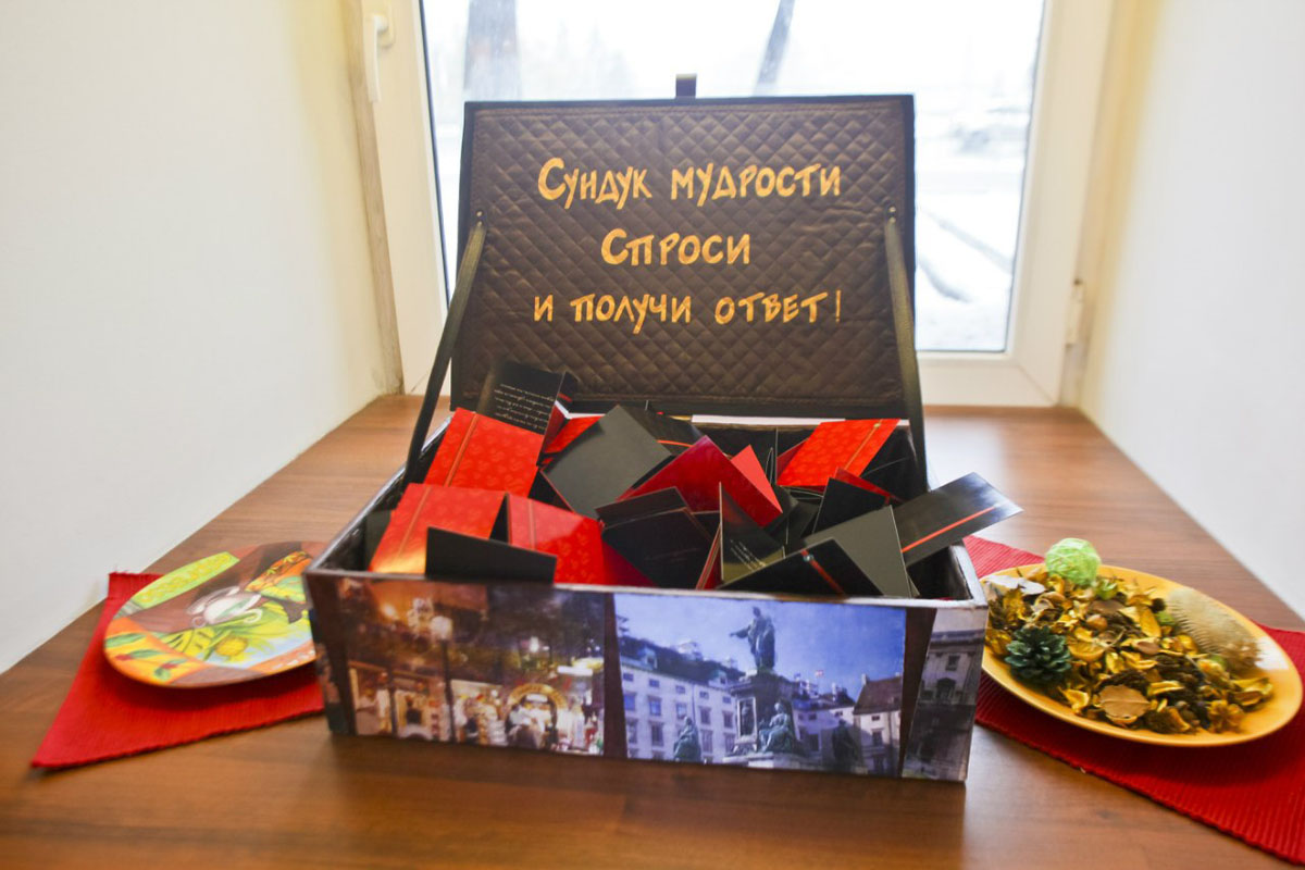 Основной зал — Кофишоп Кампани на проспекте Ленина