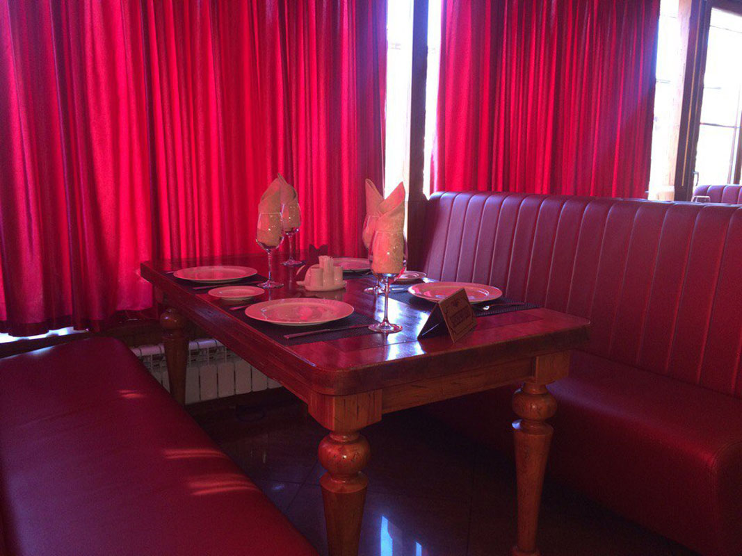 Основной зал — Палермо