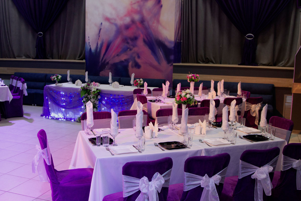 Основной зал — Танцевальный кафе-бар KrisS