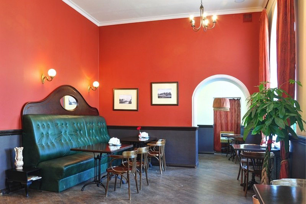 Основной зал — Штолле