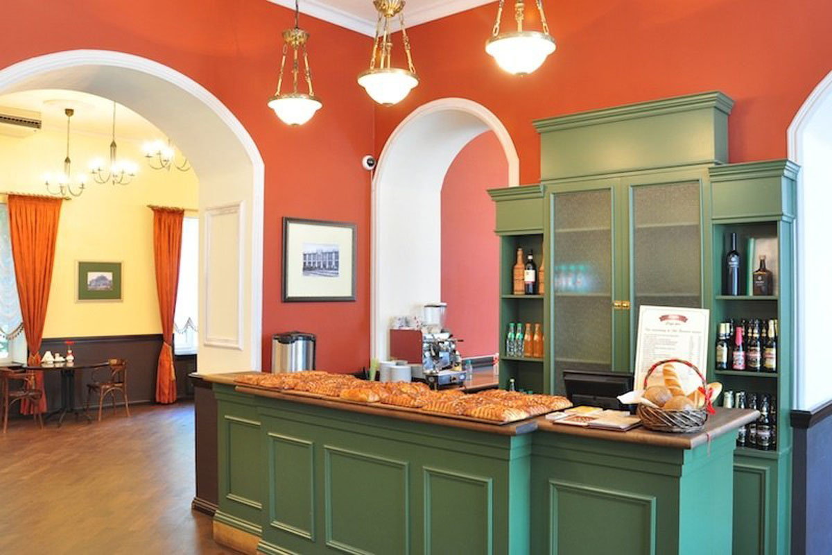 Основной зал — Штолле