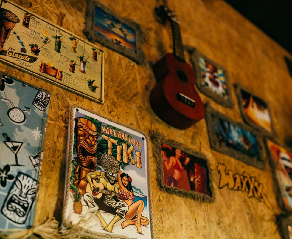 Основной зал — Огана Тики Бар