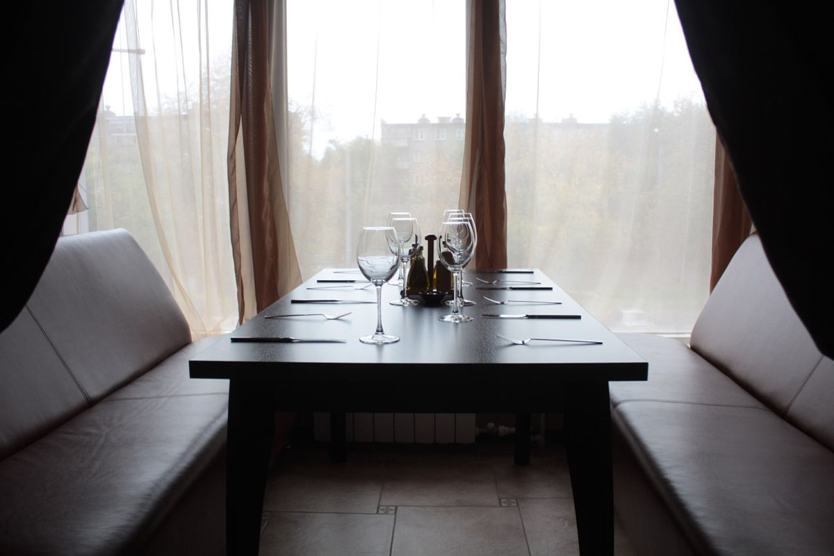 Основной зал — Ресто Пицца