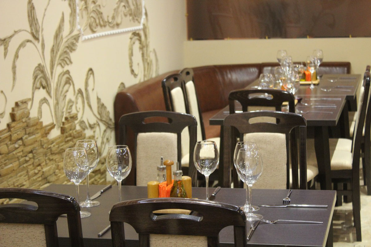 Основной зал — Ресто Пицца